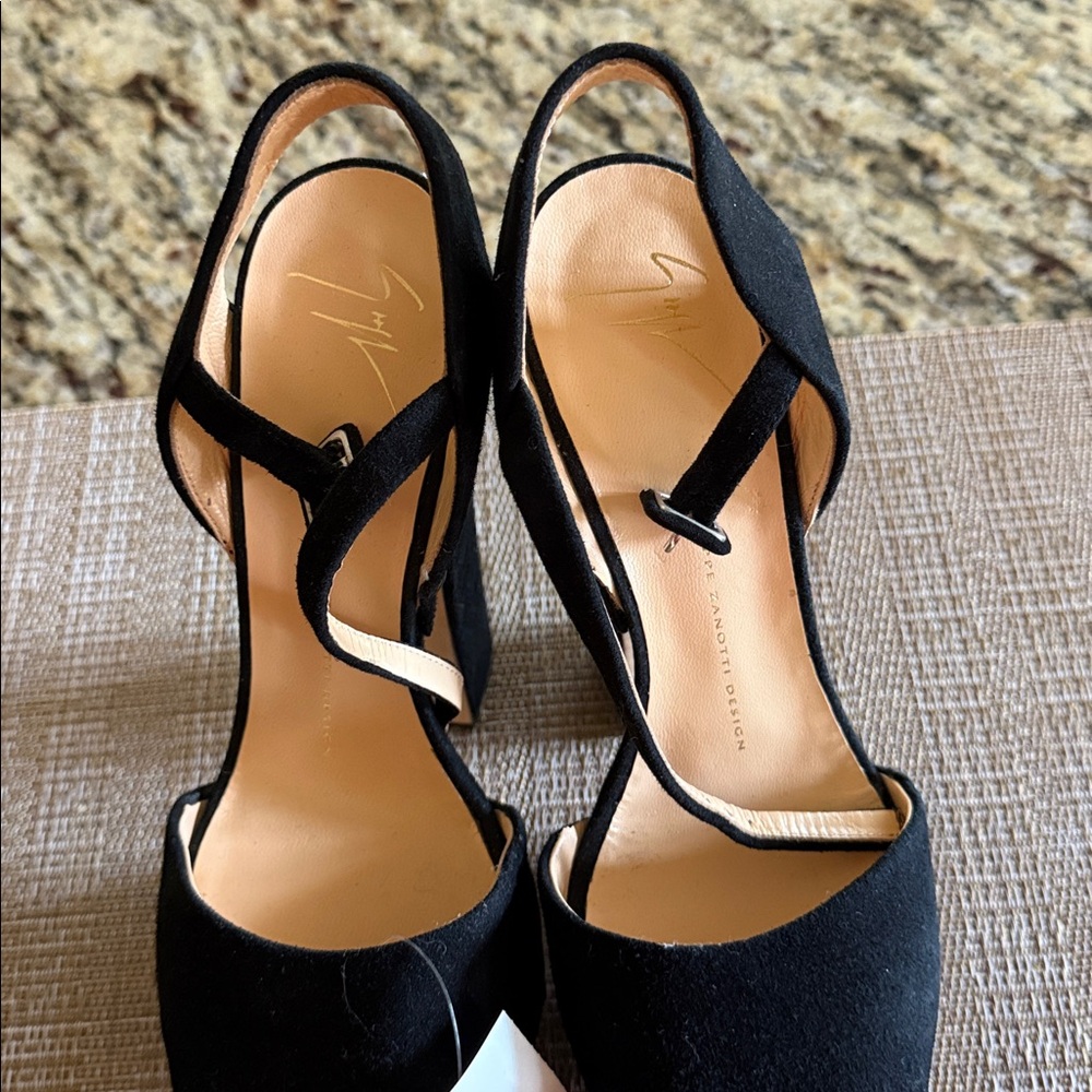 Giuseppe Zanotti Black Suede Platform Peep-Toe Sandals with Stud Accents - Picture 5 of 5